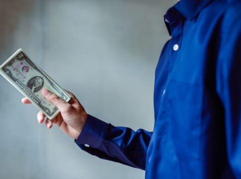 Wage Stagnation Explained: Why Paychecks Feel Smaller — Economy coverage by CitizenPost