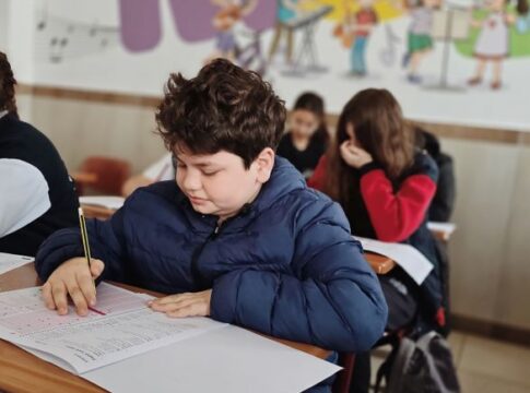 Featured image related to US students' reading scores take a dive, new data shows