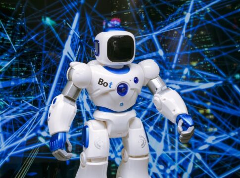 Featured image related to AI watchdog warns rogue bots accessing bank accounts pose 'clear and present threat