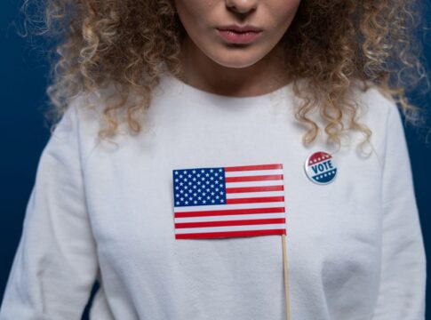 Crypto blitzes midterms with $176 million to support allies as it prepares for post-Trump era — Politics coverage by US Da...